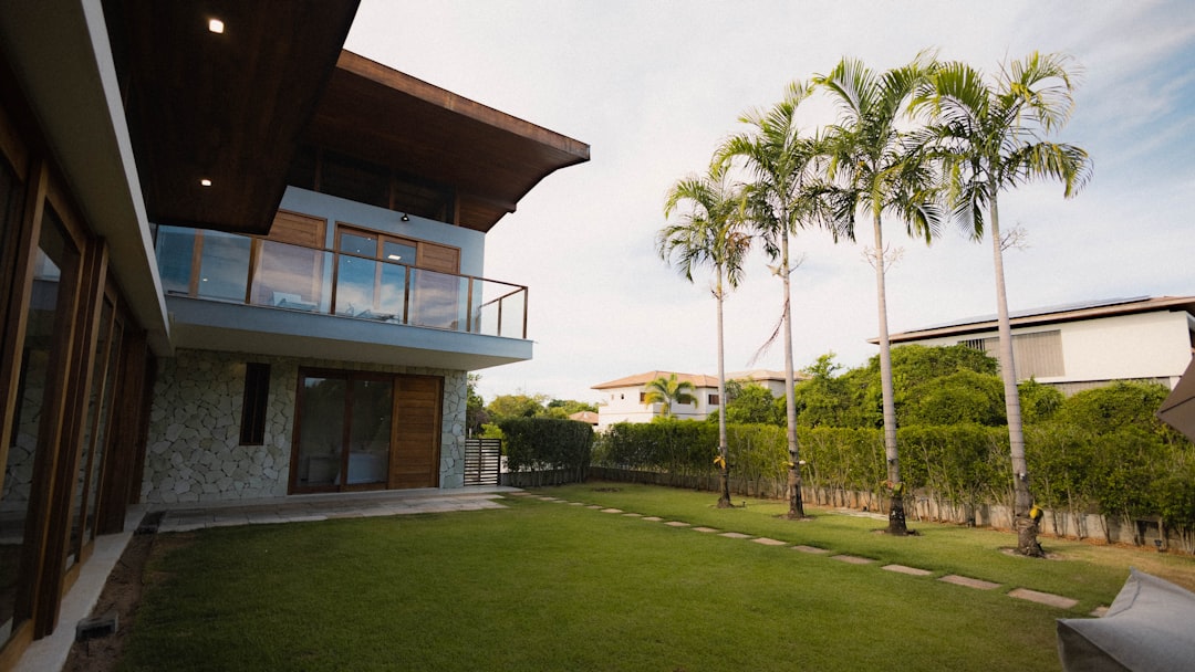 SNSに投稿された岩手県の住宅の外構施工事例写真