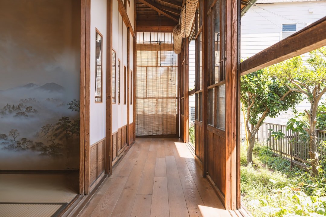 岩手県産の木材を使用したリフォーム現場での施工風景