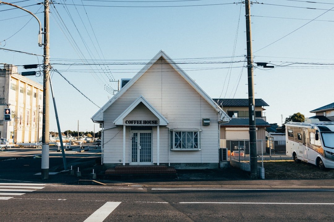 岩手県庁の建物外観