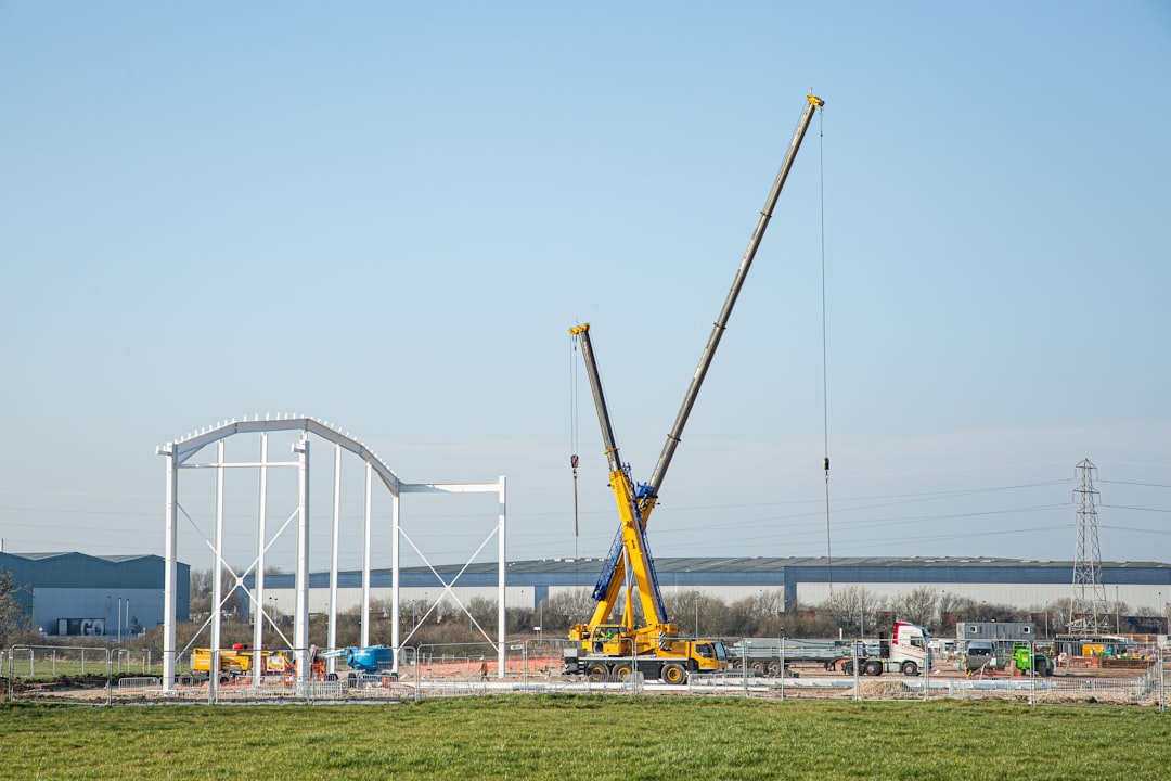 完成したばかりの美しいクロス張替え工事の室内