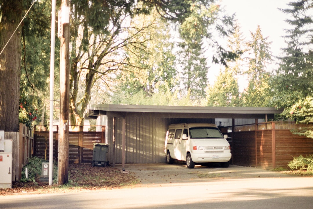雪に耐える頑丈なカーポートの設置完了写真